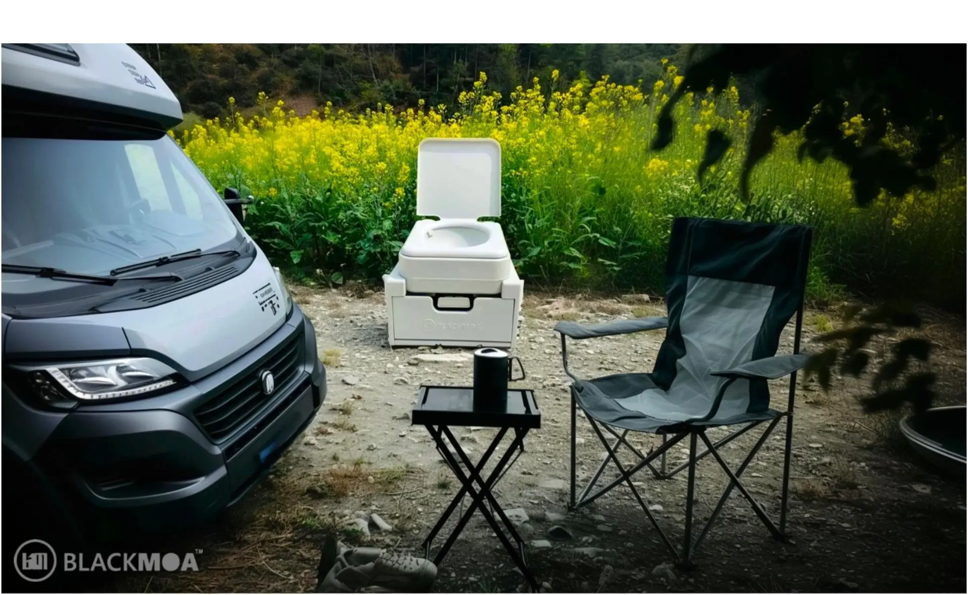 BlackMOA FIxed Cassette Toilet